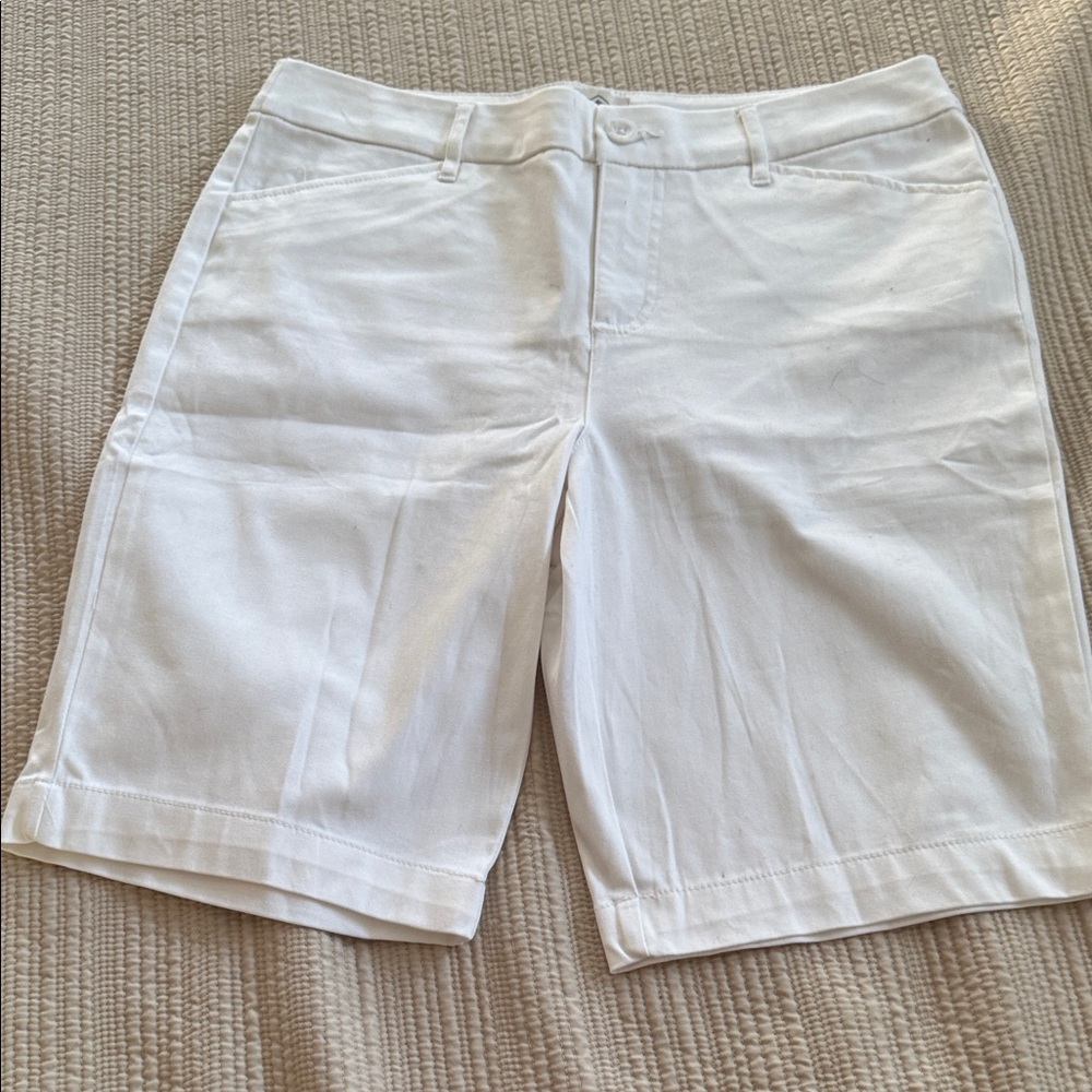 St. John's Bay Women's Classic White Bermudas